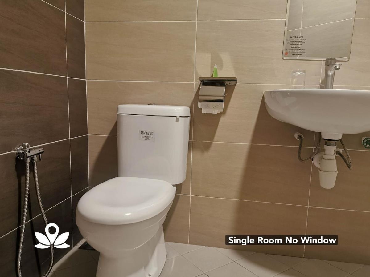 Zen Rooms Ambassador Residence Bintulu Exterior foto